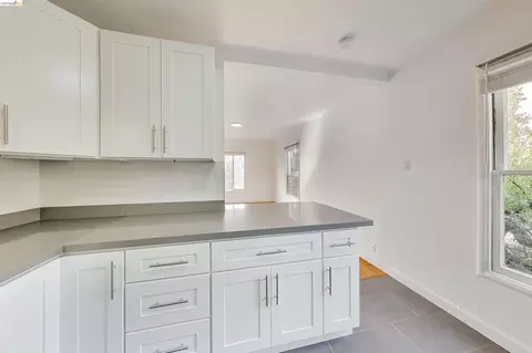 1207 University Ave, Berkeley, CA 94702 photo 37