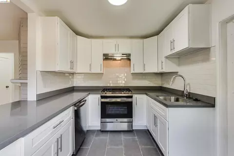 1207 University Ave, Berkeley, CA 94702 photo 23