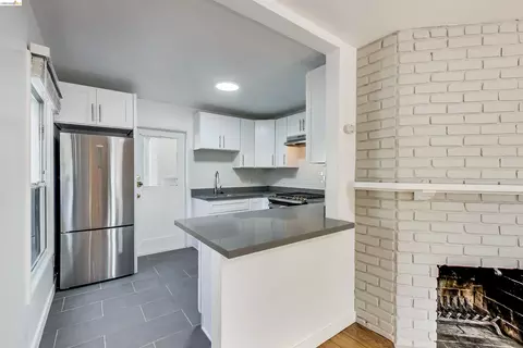 1207 University Ave, Berkeley, CA 94702 photo 19