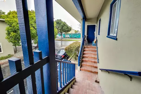 1207 University Ave, Berkeley, CA 94702 photo 6