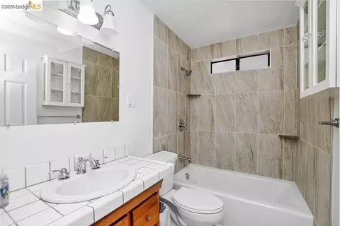 805 Calero St, Milpitas, CA 95035 photo 10
