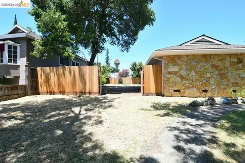 65 E Arcade St, Stockton, CA 95204 photo 23