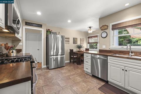 4510 Haag Rd, Martinez, CA 94553 photo 12