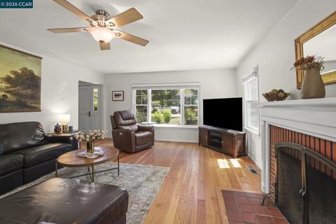 4510 Haag Rd, Martinez, CA 94553 photo 8