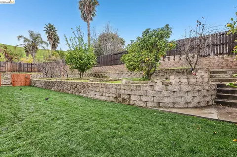 Exterior - 5227 Ramsdell Ct, Antioch, CA 94531 photo 4 of 4