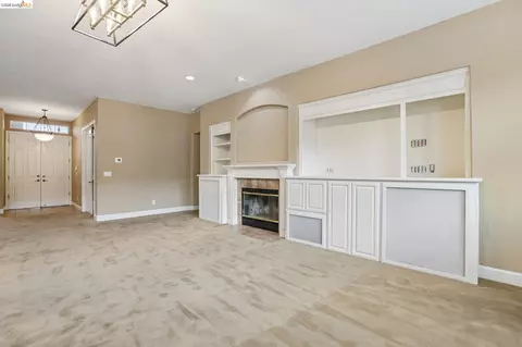 Living - 5227 Ramsdell Ct, Antioch, CA 94531 photo 1 of 8