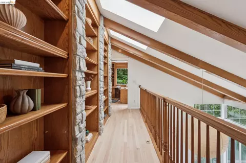Entry Way - 1325 Drury Rd, Berkeley, CA 94705 photo 3 of 5