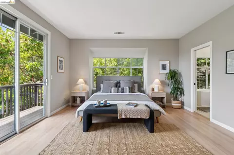 Bedroom - 1325 Drury Rd, Berkeley, CA 94705 photo 2 of 6