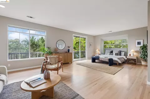 Bedroom - 1325 Drury Rd, Berkeley, CA 94705 photo 1 of 6