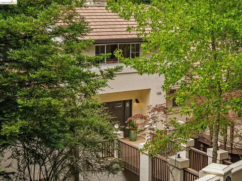 Exterior - 1325 Drury Rd, Berkeley, CA 94705 photo 13 of 15