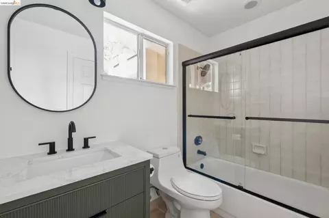 Bath - 1325 Drury Rd, Berkeley, CA 94705 photo 12 of 12
