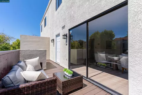 Exterior - 1707 Dalessi Dr, Pinole, CA 94564 photo 6 of 10