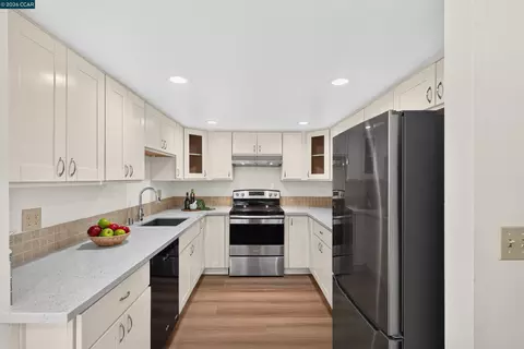 Kitchen - 1707 Dalessi Dr, Pinole, CA 94564 photo 1 of 5