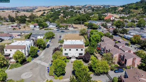 View/Area - 1707 Dalessi Dr, Pinole, CA 94564 photo 5 of 8