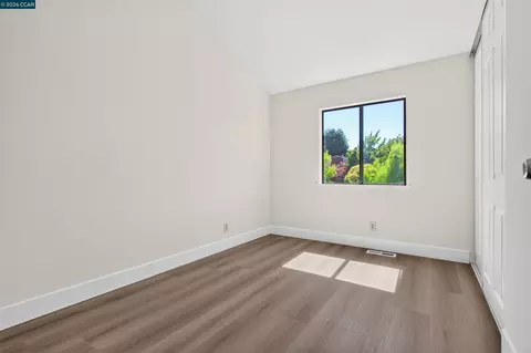 Bedroom - 1707 Dalessi Dr, Pinole, CA 94564 photo 8 of 9