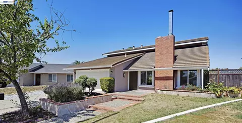 36671 Ponderosa Ct, Newark, CA 94560