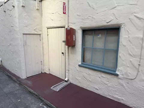 Exterior - 2444 Virginia #B, Berkeley, CA 94709 photo 9 of 12