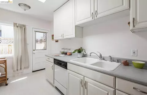 Kitchen - 2444 Virginia #B, Berkeley, CA 94709 photo 1 of 5