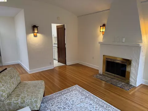 Living - 2444 Virginia #B, Berkeley, CA 94709 photo 2 of 7