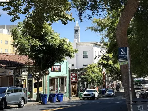 Exterior - 2444 Virginia #B, Berkeley, CA 94709 photo 10 of 12