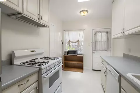 Other - 2444 Virginia #B, Berkeley, CA 94709 photo 3 of 16