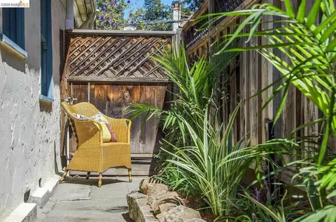 Exterior - 2444 Virginia #B, Berkeley, CA 94709 photo 8 of 12