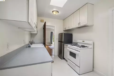 Kitchen - 2444 Virginia #B, Berkeley, CA 94709 photo 5 of 5
