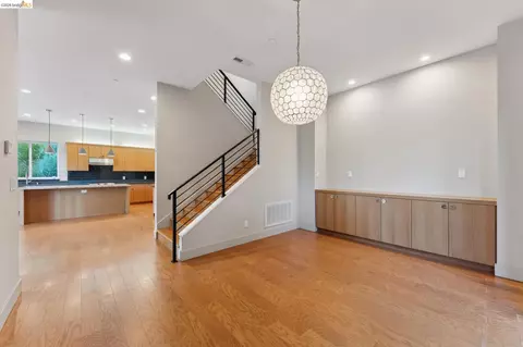 5917 Balboa, Oakland, CA 94611