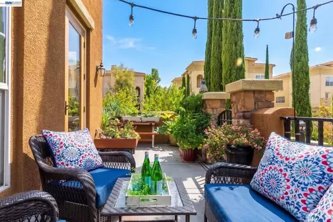 4661 Rimini Ct, Dublin, CA 94568 photo 3