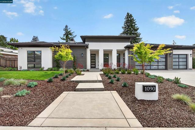 1090 Borrette Ct, Napa, CA 94558