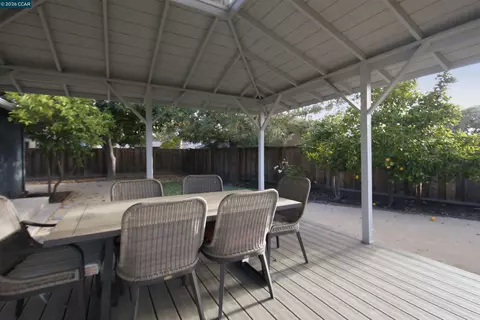 1412 Delaware Dr, Concord, CA 94521 photo 27
