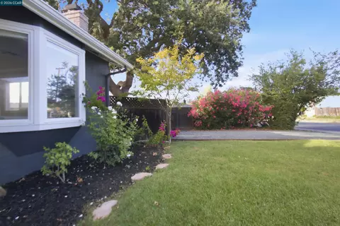 1412 Delaware Dr, Concord, CA 94521 photo 6