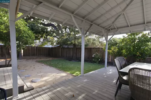 1412 Delaware Dr, Concord, CA 94521 photo 26