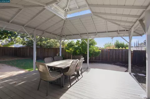 1412 Delaware Dr, Concord, CA 94521 photo 25