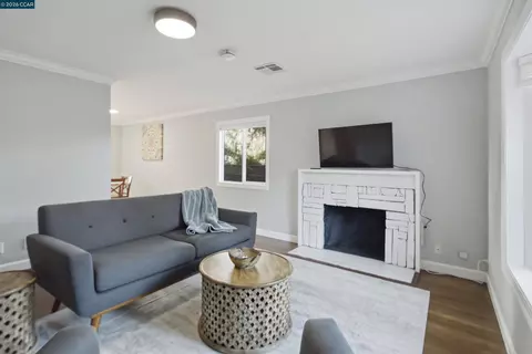 1412 Delaware Dr, Concord, CA 94521 photo 11