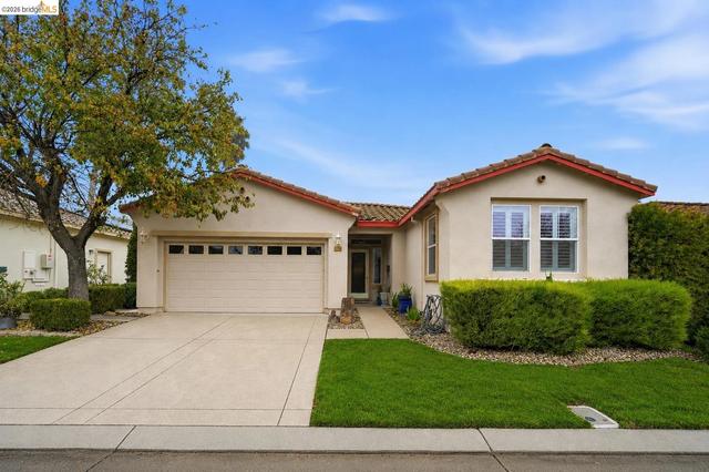 518 American Falls Dr, Rio Vista, CA 94571