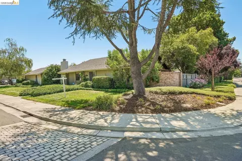3768 Wood Duck Cir, Stockton, CA 95207