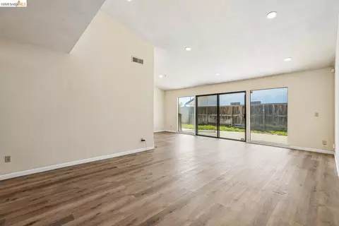 3768 Wood Duck Cir, Stockton, CA 95207