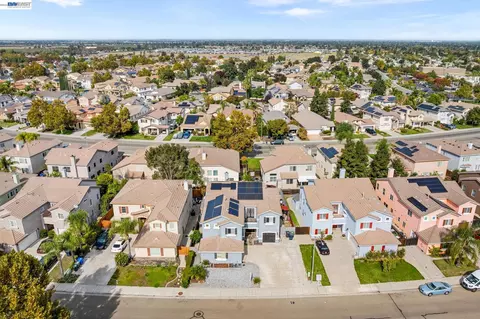 View/Area - 1531 Riverview Ave, Tracy, CA 95377 photo 6 of 8