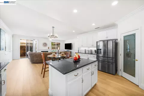 Kitchen - 1531 Riverview Ave, Tracy, CA 95377 photo 5 of 5