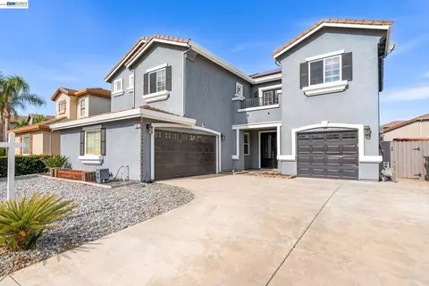 Exterior - 1531 Riverview Ave, Tracy, CA 95377 photo 2 of 9