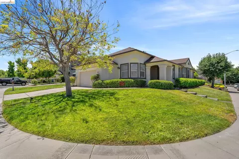 4015 Mount Day Ct, Antioch, CA 94531