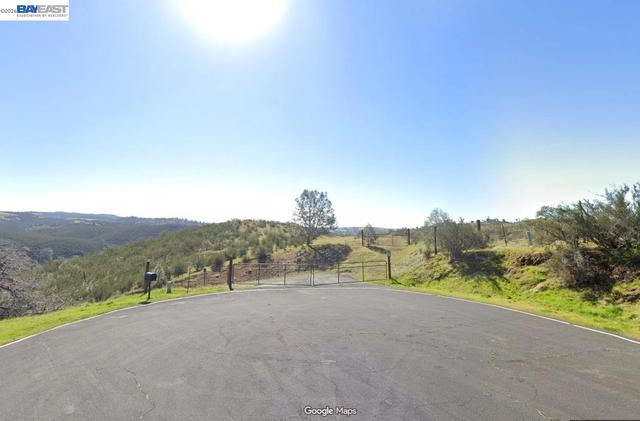Mccauley Road, Valley Springs, CA 95252