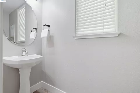 1381 Citadelle St, Tracy, CA 95304 photo 10