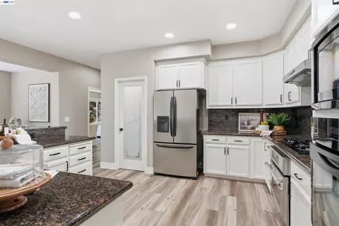 1381 Citadelle St, Tracy, CA 95304 photo 22