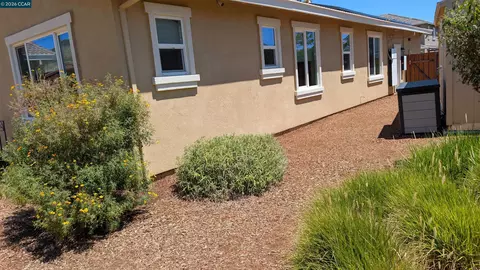 1813 Holsteiner Dr, Fairfield, CA 94534 photo 20