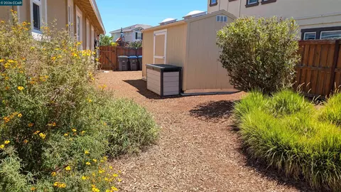 1813 Holsteiner Dr, Fairfield, CA 94534 photo 18