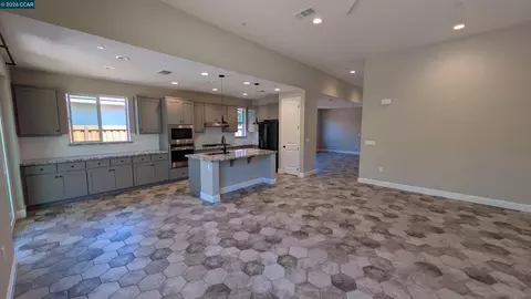 1813 Holsteiner Dr, Fairfield, CA 94534 photo 27