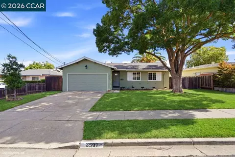 3537 Thunderbird Dr, Concord, CA 94520