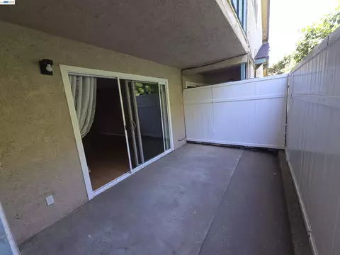 Exterior - 709 Pope Dr, Vallejo, CA 94591 photo 5 of 7